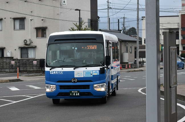 九州産業交通バスの人吉行き路線バス