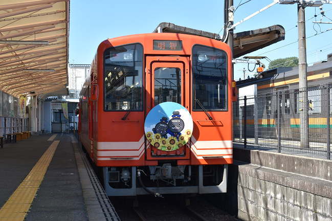 アケチ102による単行ワンマン列車