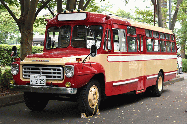 Jバス保存のボンネットバス