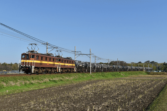 三岐鉄道のセメント貨物列車