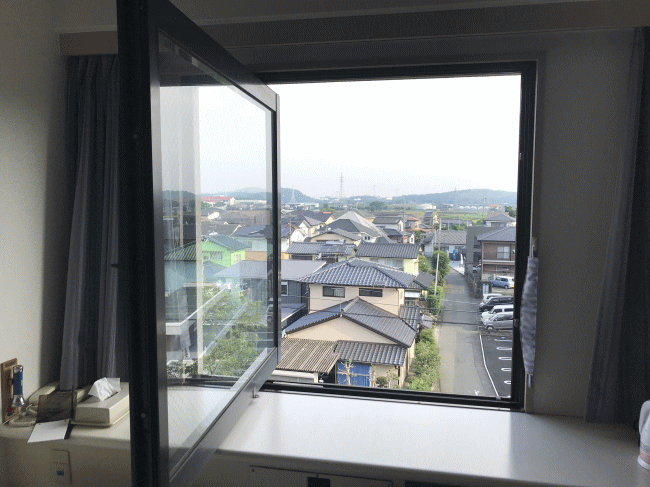 ホテルサンロード熊本の窓