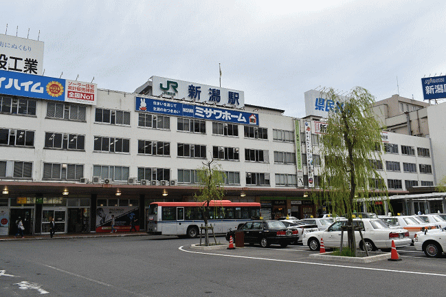 新潟駅万代口駅舎