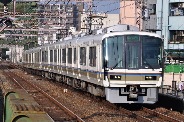 大阪環状線の大和路快速