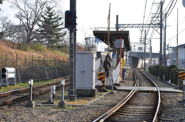 阪神武庫川線東鳴尾駅