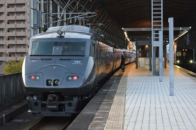 特急「ひゅうが5号」