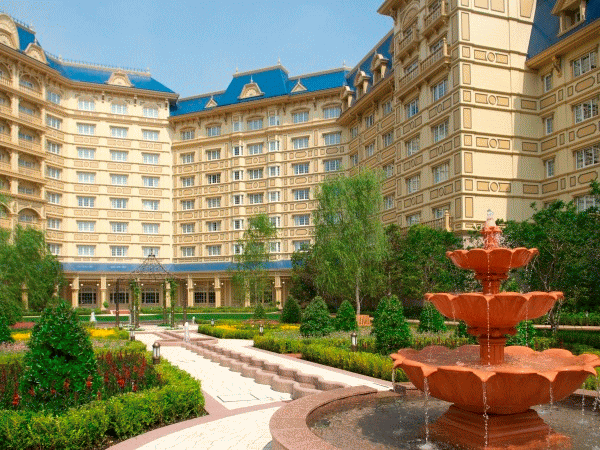 東京ディズニーランドホテルの外観