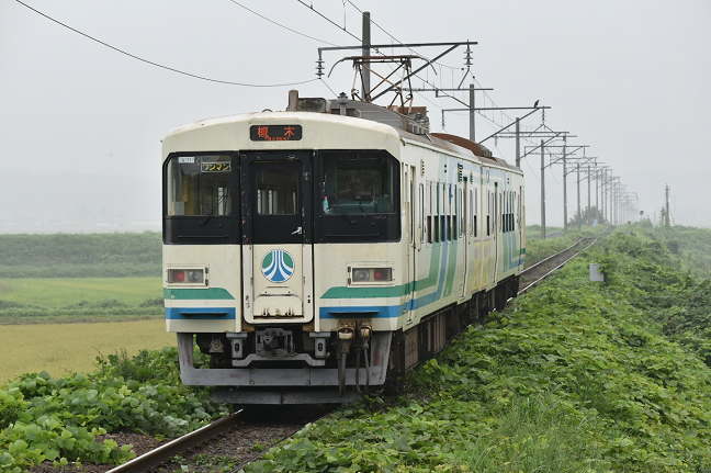 8100系（阿武隈急行の横倉駅にて撮影）