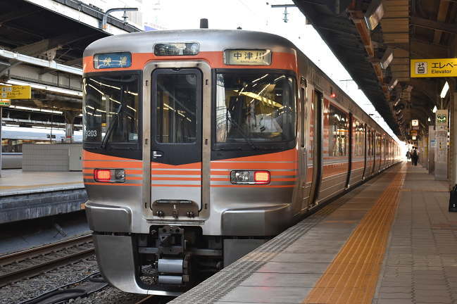 元セントラルライナー用の313系8000番台