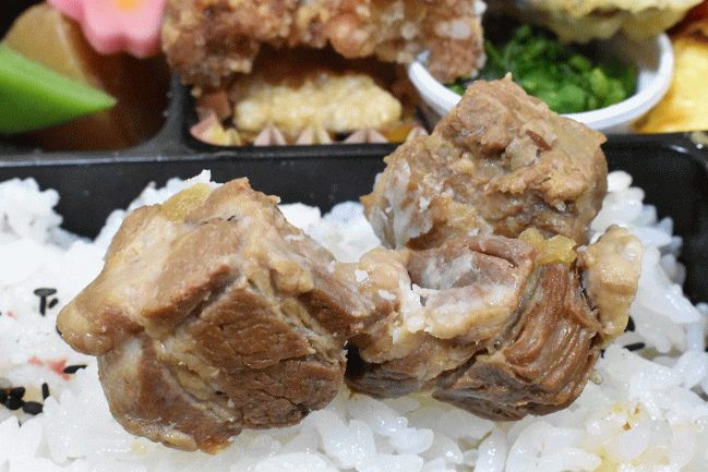 しあわせ鉄道御膳の豚の角煮