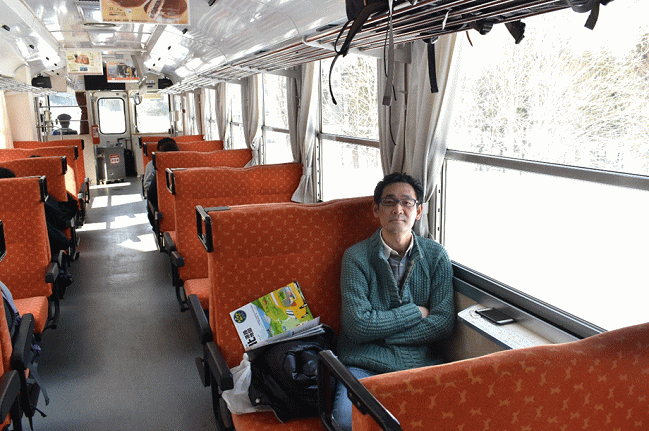 秋田内陸縦貫鉄道の車内