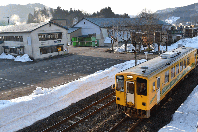 阿仁前田駅で秋田内陸縦貫鉄道の列車の撮影