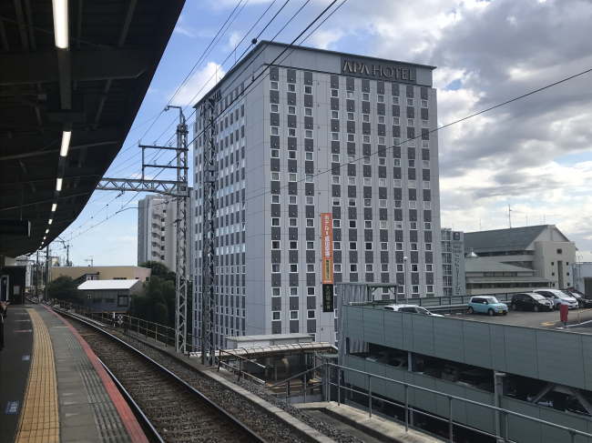 アパホテル京成成田駅前の外観