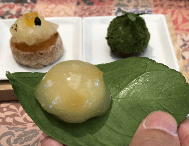 はちみつレモンのわらび餅（或る列車）