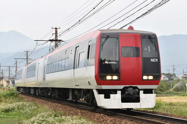 2100系特急「スノーモンキー」