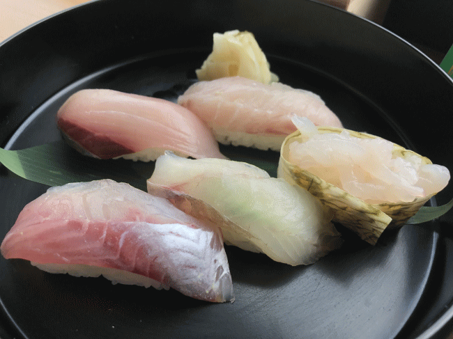 べるもんたのぷち富山湾鮨セット