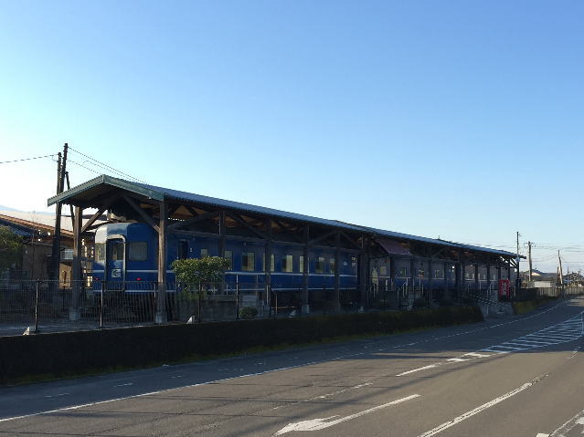 ブルートレインたらぎの外観