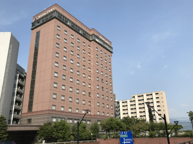 チサングランド長野の外観