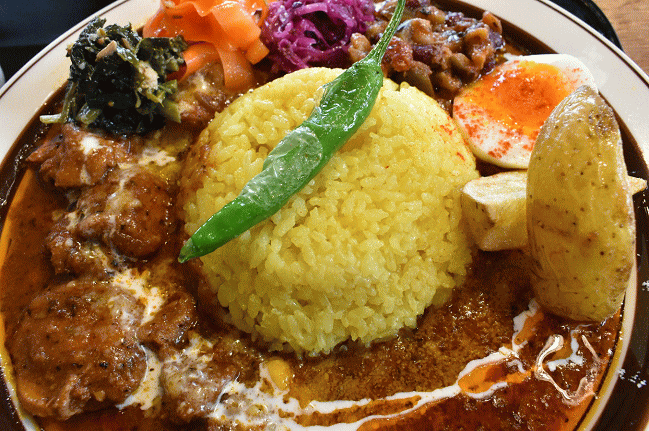 千綿食堂のバターチキンカレー