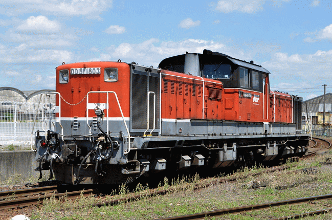 四日市の臨港線のDD51