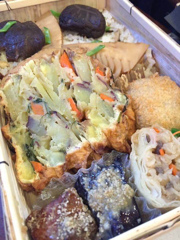 百年の旅物語かれい川の「ガネ」