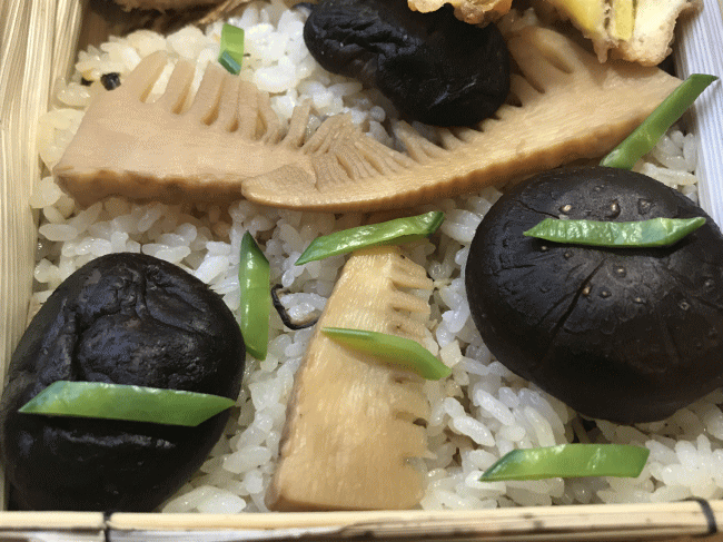 百年の旅物語かれい川の筍と椎茸