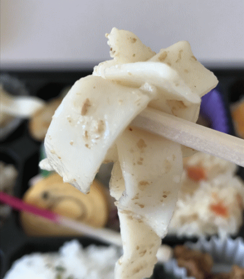 しまかぜ弁当（近鉄名古屋駅の松浦商店バージョン）のきしめんサラダ