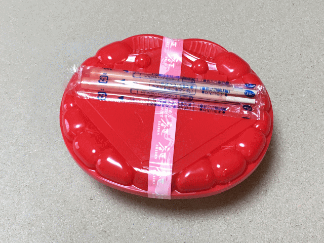 特製かにめしのプラスチック容器