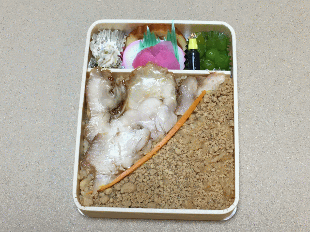 鳥めし(小田原駅、箱根湯本駅)の中身