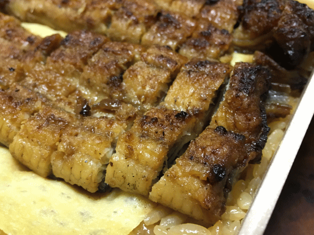 浜松うなぎ飯の関西風のうなぎの蒲焼