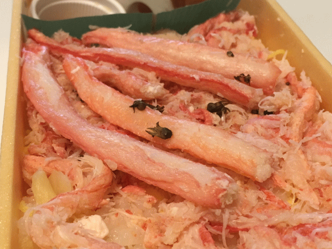 境港水揚げ かにみそかに寿しの紅ズワイガニの豊富さ