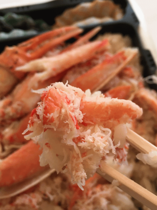 焼きガニあったか弁当・鳥取のかに小屋の蟹身