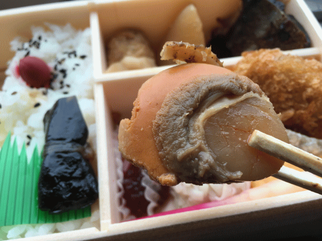 北の家族弁当の帆立煮