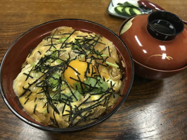 玉屋旅館のしゃも親子丼