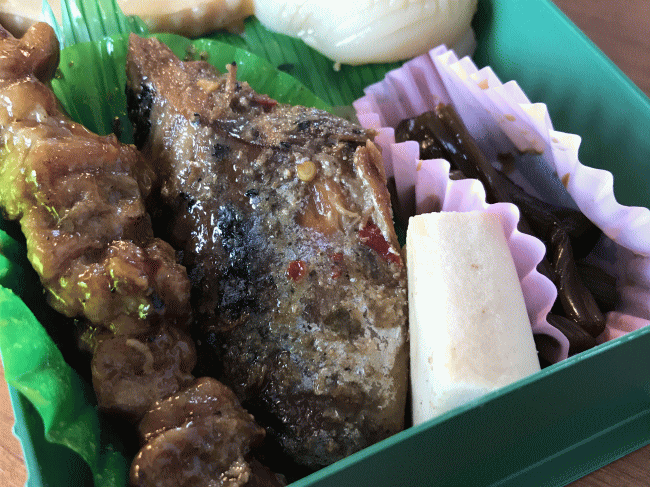 無法松弁当の鯖のじんだ煮