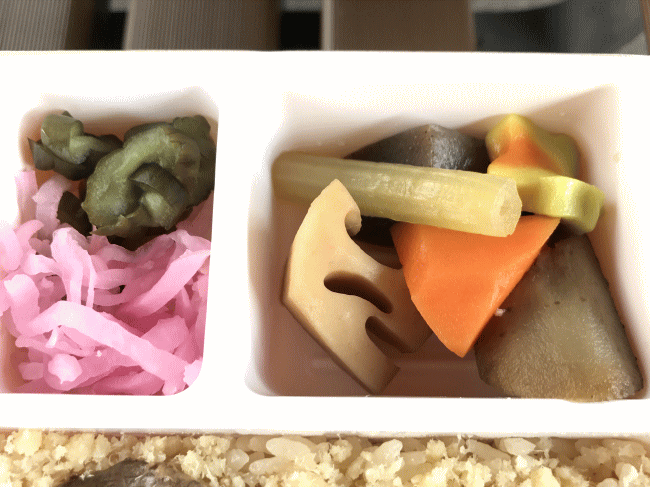 特製鯛めしの煮物と漬物