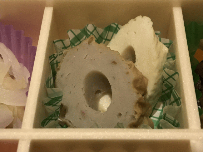 とっとりの居酒屋のあごの竹輪と豆腐の竹輪