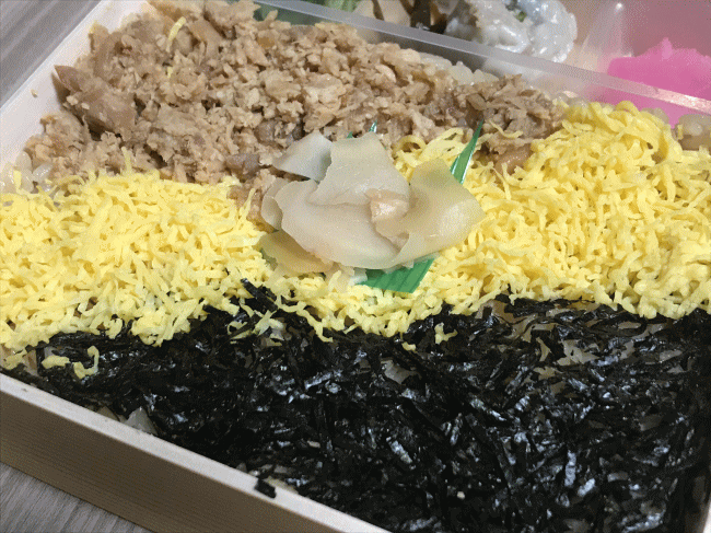 かしわめし（鳥栖駅・中央軒）