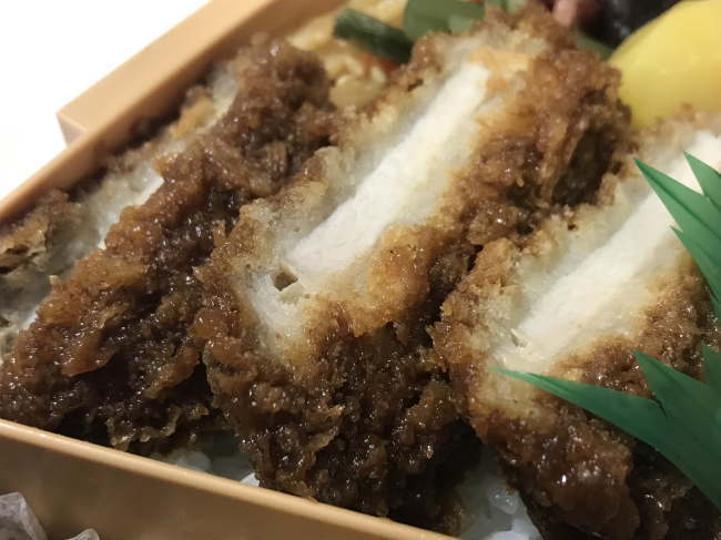 特急列車ヘッドマーク弁当あいづのソースカツ