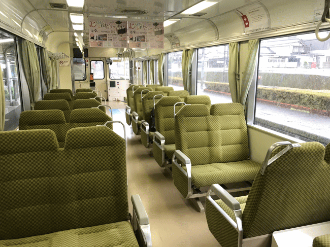 土佐くろしお鉄道のクロスシート