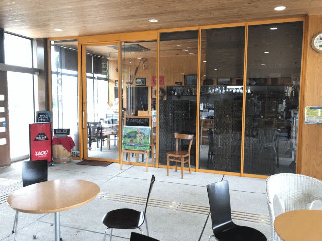 南阿蘇白川水源駅の待合室