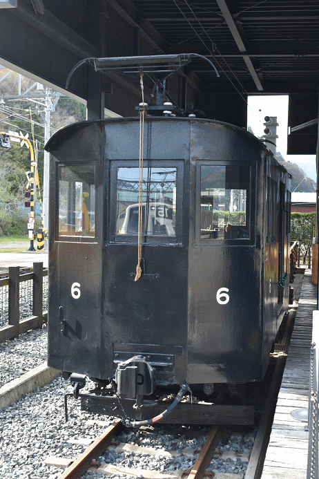 テキ6の展示(勝山駅)