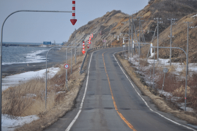 初山別村内の国道２３２号線オロロンライン