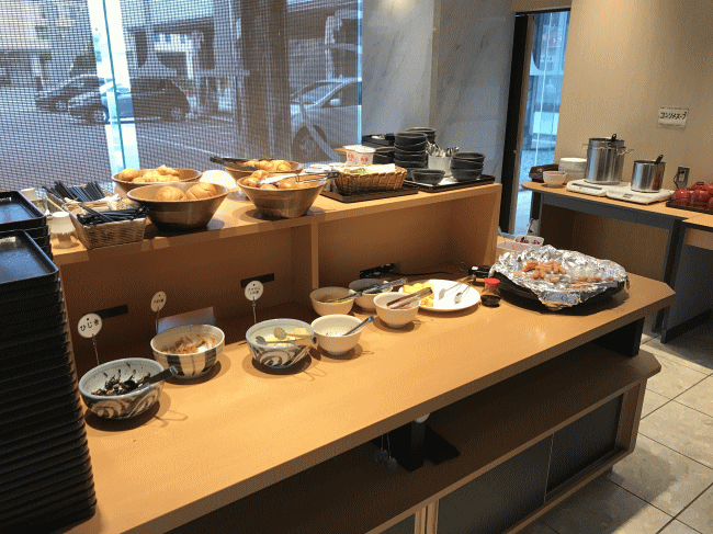 エクストールイン西条駅前の朝食バイキング会場