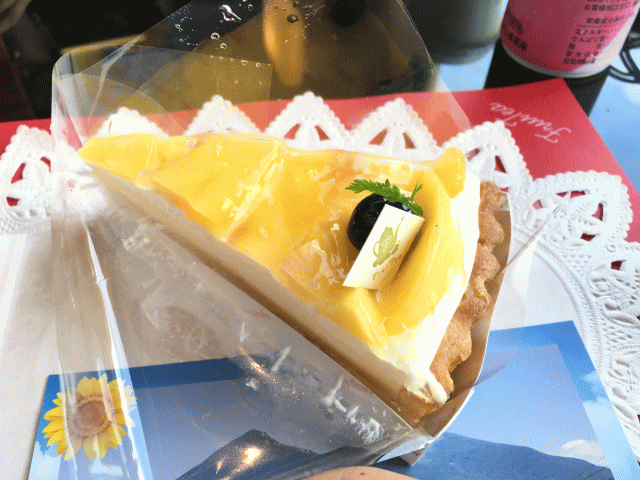 フルーティアふくしまで食べた桃のタルト