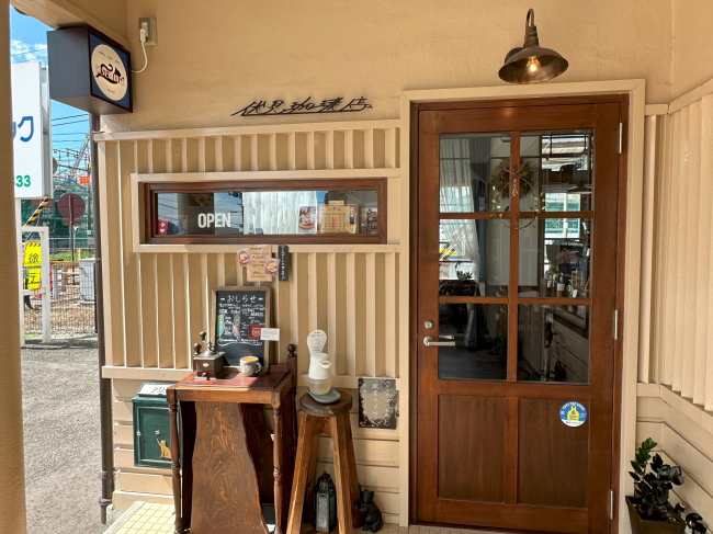 伏見珈琲店の入り口