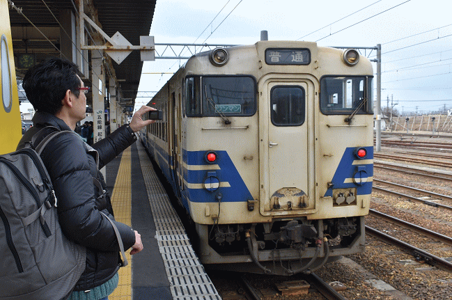 五能線のキハ40（東能代駅）
