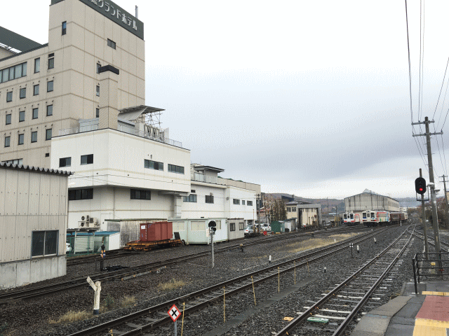 久慈グランドホテルと三陸鉄道北リアス線