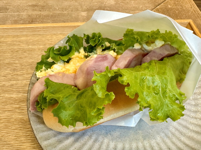 明方（みょうがた）ハムドッグ