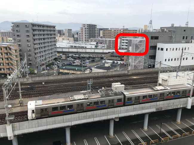 博多サンヒルズホテルから見たレジデンスホテル博多