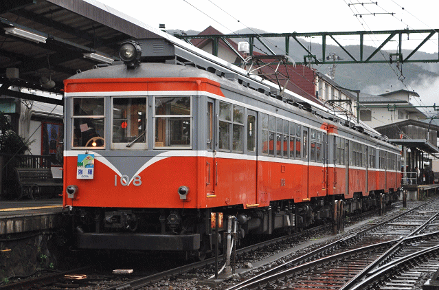 金太郎塗りのモハ2形108号